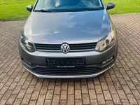 Gebraucht VW Polo Trendline 60 PS (44 kW) 2015 Grau Limousine