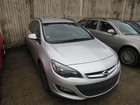Gebraucht Opel Astra Edition 110 PS (80 kW) 2013 Silber Kombi