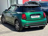 Second-hand Mini Cooper 136 CP (100 kW) 2024 Verde Hatchback