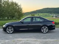Gebraucht BMW 320 Sport Line 184 PS (135 kW) 2012 Black sapphire Limousine