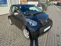 Gebraucht Toyota iQ Basis 68 PS (50 kW) 2012 Braun Kleinwagen