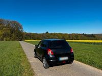 Second-hand Suzuki Swift 92 CP (67 kW) 2008 Negru Hatchback