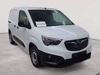 Gebraucht Opel Combo 102 PS (75 kW) 2024 Kaolin weiß Van