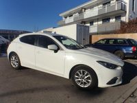 Gebraucht Mazda 3 Center-Line 150 PS (110 kW) 2015 Weiß Limousine