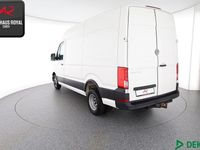 Gebraucht VW Crafter 177 PS (130 kW) 2018 Candyweiß Van