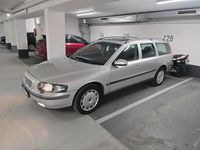 Gebraucht Volvo V70 200 PS (147 kW) 2001 Silber Kombi
