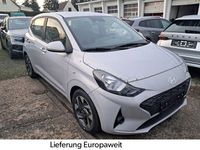 Neu Hyundai i10 79 PS (58 kW) 2025 Grau Kleinwagen