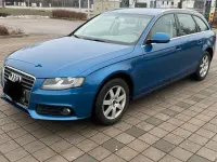 Gebraucht Audi A4 Ambition 143 PS (105 kW) 2010 Blau Kombi