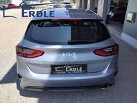 Neu Kia Ceed 140 PS (102 kW) 2025 Silber Kleinwagen