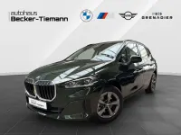 Gebraucht BMW 220 Active Tourer Luxury Line 156 PS (114 kW) 2025 Grün Van / Kleinbus