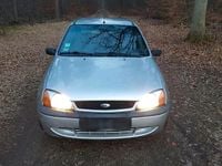 Gebraucht Ford Fiesta 59 PS (43 kW) 2002 Silber Kleinwagen