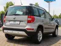Gebraucht Skoda Yeti Ambition 105 PS (77 kW) 2014 Silber SUV