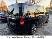 Gebraucht Mercedes V250 Edition 190 PS (139 kW) 2015 Blau Van / Kleinbus