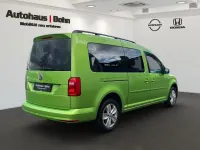 Second-hand VW Caddy Maxi Comfortline 131 CP (96 kW) 2020 Verde Monovolum