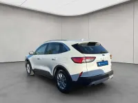 Gebraucht Ford Kuga Titanium 224 PS (164 kW) 2022 Weiß SUV