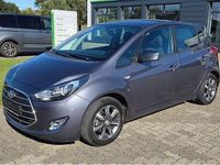Gebraucht Hyundai ix20 Trend 90 PS (66 kW) 2016 Micron grey Kleinwagen