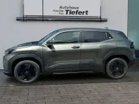 Neu Toyota Urban Cruiser 127 kW (174 PS) 2026 Grün SUV