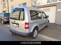 Gebraucht VW Caddy Trendline 102 PS (75 kW) 2010 Silber Van / Kleinbus