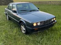 Gebraucht BMW 318 Basis 1990 Grau Limousine