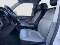 Gebraucht VW Transporter 150 PS (110 kW) 2020 Candyweiß Van