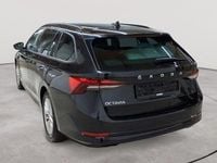Gebraucht Skoda Octavia Ambition 150 PS (110 kW) 2022 Blackmagic perleffekt Kombi
