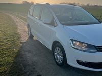 Gebraucht VW Sharan 103 PS (75 kW) 2011 Weiß Van / Kleinbus