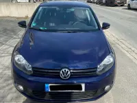 Second-hand VW Golf VII 105 CP (77 kW) 2012 Albastru Berlinǎ