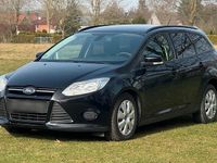 Second-hand Ford Focus 116 CP (85 kW) 2013 Negru Break