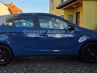 Gebraucht Hyundai i20 Trend 101 PS (74 kW) 2014 Blau Kleinwagen