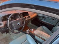 Gebraucht BMW 735 272 PS (200 kW) 2002 Grau Limousine