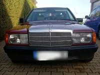 Gebraucht Mercedes 190 122 PS (89 kW) 1985 Rot Limousine