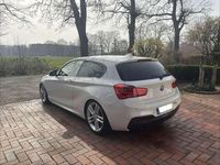 Gebraucht BMW 118 M Sport 150 PS (110 kW) 2015 Weiß Kleinwagen