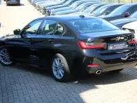 Gebraucht BMW 318 Shadowline 156 PS (114 kW) 2024 Schwarz Limousine