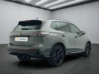 Gebraucht VW Tiguan 193 PS (141 kW) 2025 Grün SUV