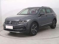 Gebraucht VW Tiguan Elegance 150 PS (110 kW) 2024 Delfingrau (metallic) SUV