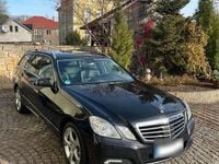 Gebraucht Mercedes E500 Avantgarde 387 PS (284 kW) 2009 Schwarz Kombi
