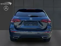 Gebraucht Mercedes B180 Progressive 136 PS (100 kW) 2019 Blau Kleinwagen