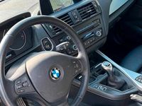 Gebraucht BMW 116 136 PS (100 kW) 2014 Schwarz Kleinwagen