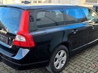 Gebraucht Volvo V70 185 PS (136 kW) 2009 Schwarz Kombi