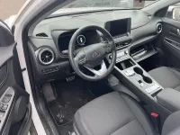 Gebraucht Hyundai Kona Select 100 kW (136 PS) 2022 Weiß SUV