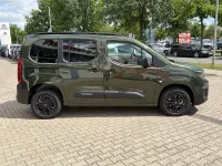 Neu Citroën Berlingo 131 PS (96 kW) 2026 Sirkkagrün Van / Kleinbus