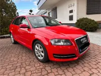 Gebraucht Audi A3 Ambition 105 PS (77 kW) 2011 Rot Kleinwagen
