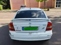 Gebraucht Opel Astra 136 PS (100 kW) 1998 Weiß Kleinwagen