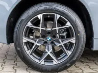 Neu BMW X3 M Sport 197 PS (144 kW) 2026 Grau SUV