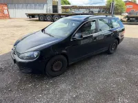 Gebraucht VW Golf VI Comfortline 105 PS (77 kW) 2011 Schwarz Kleinwagen