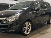 Gebraucht Opel Meriva 140 PS (102 kW) 2012 Schwarz Van / Kleinbus