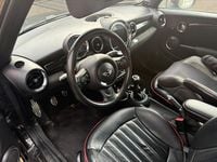 Gebraucht Mini John Cooper Works 211 PS (155 kW) 2011 Schwarz Kleinwagen