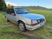 Gebraucht Opel Ascona Sport 115 PS (84 kW) 1986 Blau Limousine