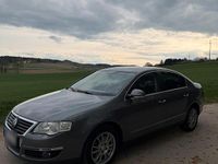 Gebraucht VW Passat 140 PS (102 kW) 2008 Grau Limousine
