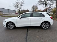 Gebraucht Mercedes A200 Advanced 163 PS (119 kW) 2021 Weiß Limousine